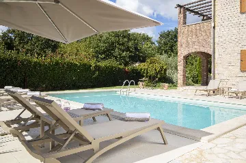 Svetvinčenat Villa with 4 Bedrooms and Private Pool