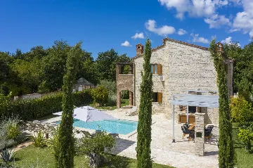 Svetvinčenat Villa with 4 Bedrooms and Private Pool