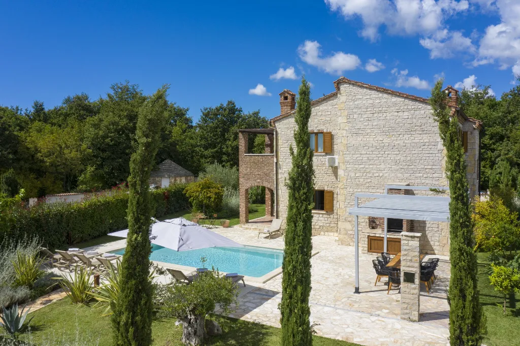 Svetvinčenat Villa with 4 Bedrooms and Private Pool