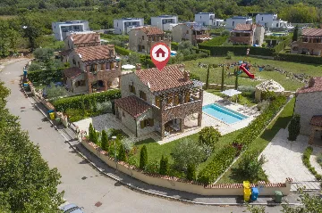 Svetvinčenat Villa with 4 Bedrooms and Private Pool