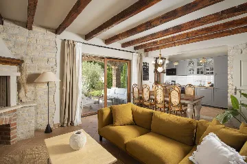 Svetvinčenat Villa with 4 Bedrooms and Private Pool