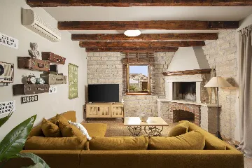 Svetvinčenat Villa with 4 Bedrooms and Private Pool