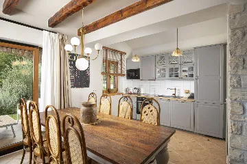 Svetvinčenat Villa with 4 Bedrooms and Private Pool