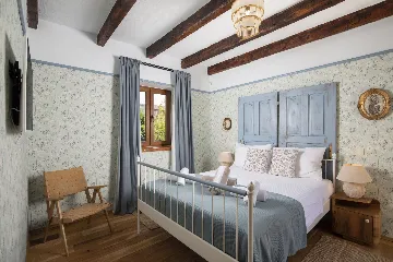 Svetvinčenat Villa with 4 Bedrooms and Private Pool