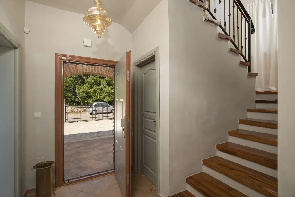 Svetvinčenat Villa with 4 Bedrooms and Private Pool
