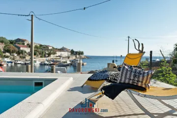 Apartment in Novalja (Lun) for 2 Guests