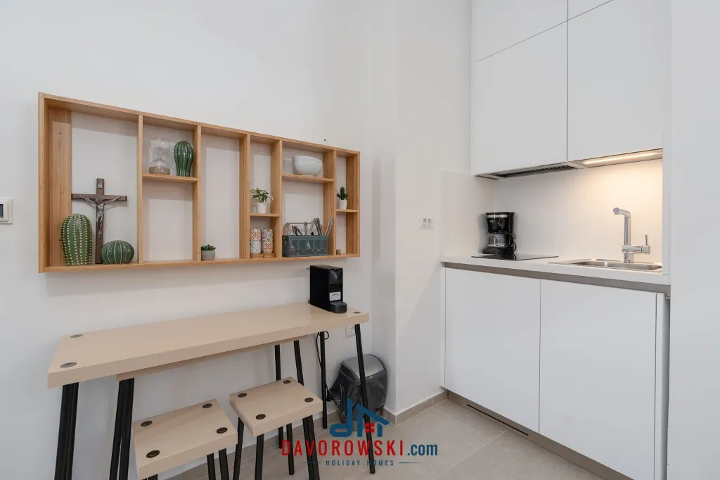 Apartment in Novalja (Lun) for 2 Guests
