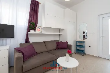 Apartment in Novalja (Lun) for 2 Guests