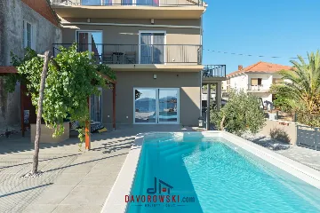 Modern Sea-View Apartment in Novalja for Up to 4