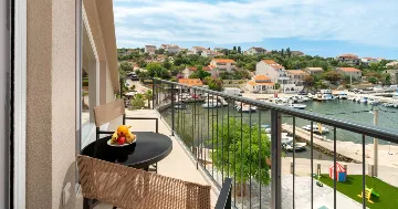Sea-View Apartment in Lun, Island of Pag (Sleeps 4)