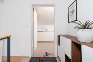 Sea-View Apartment in Lun, Island of Pag (Sleeps 4)