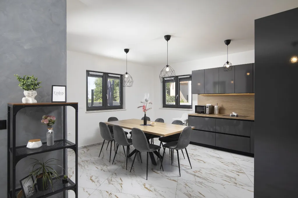 3-Bedroom Villa in Juršići for Up to 8 Guests