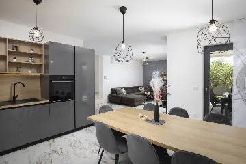 3-Bedroom Villa in Juršići for Up to 8 Guests