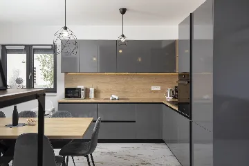 3-Bedroom Villa in Juršići for Up to 8 Guests