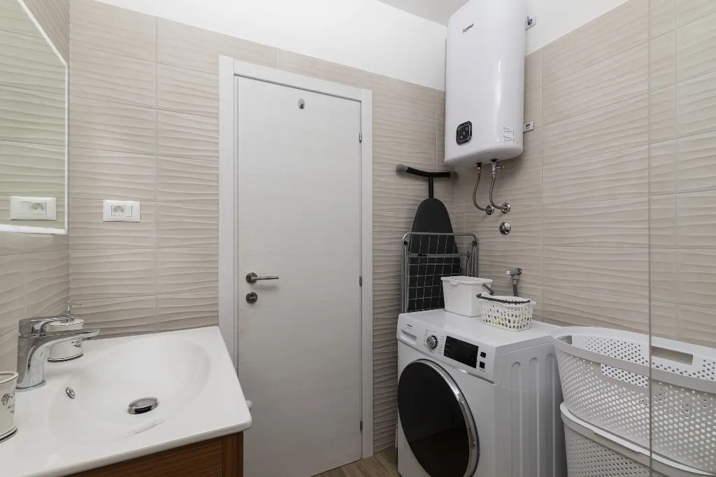 3-Bedroom Villa in Juršići for Up to 8 Guests