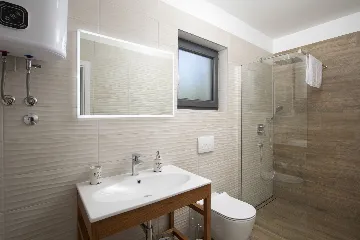 3-Bedroom Villa in Juršići for Up to 8 Guests