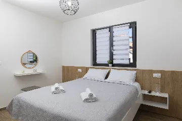 3-Bedroom Villa in Juršići for Up to 8 Guests