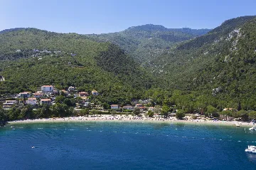 Apartment in Ika for 4 Guests with Sea-View Terrace