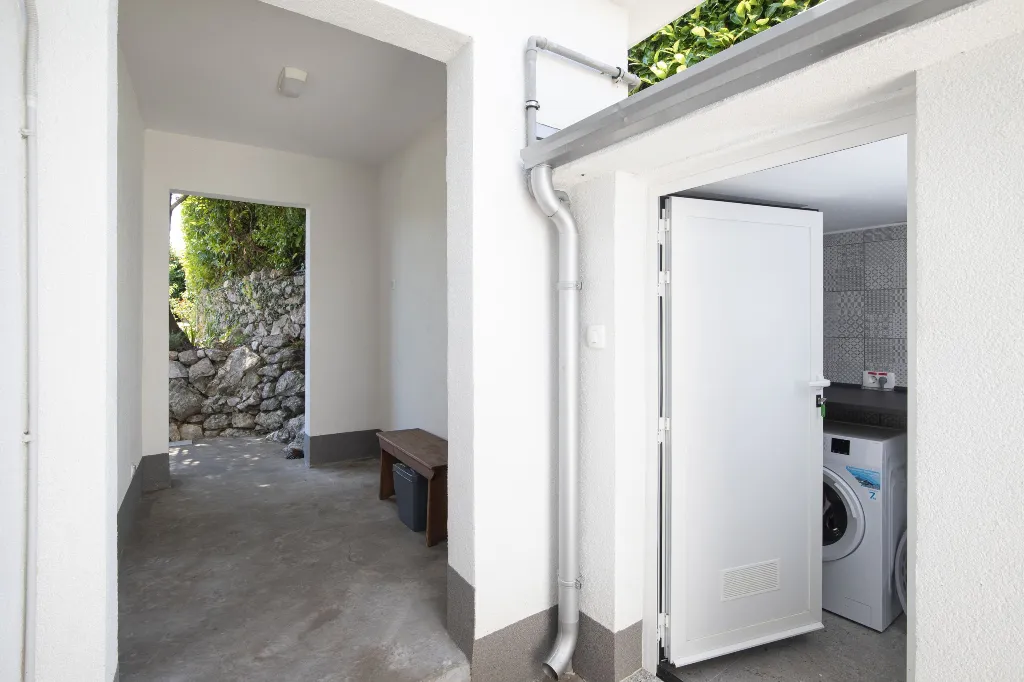 Apartment in Ika for 4 Guests with Sea-View Terrace