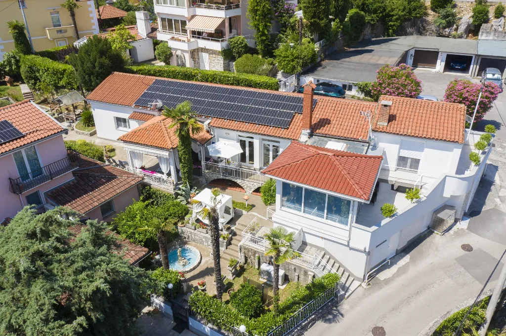 Apartment in Ika for 4 Guests with Sea-View Terrace