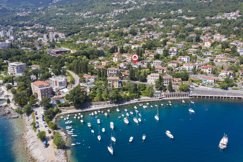 Apartment in Ika for 4 Guests with Sea-View Terrace