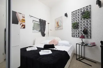 Studio Apartment in Ika for 2 Guests