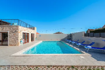 Villa in Pula with Private Heated Pool (Sleeps 12)
