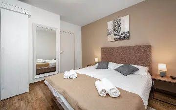 Villa in Pula with Private Heated Pool (Sleeps 12)