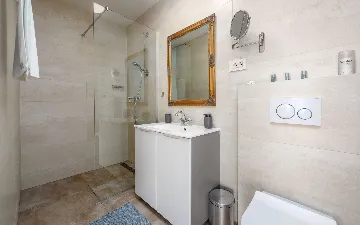 Villa in Pula with Private Heated Pool (Sleeps 12)