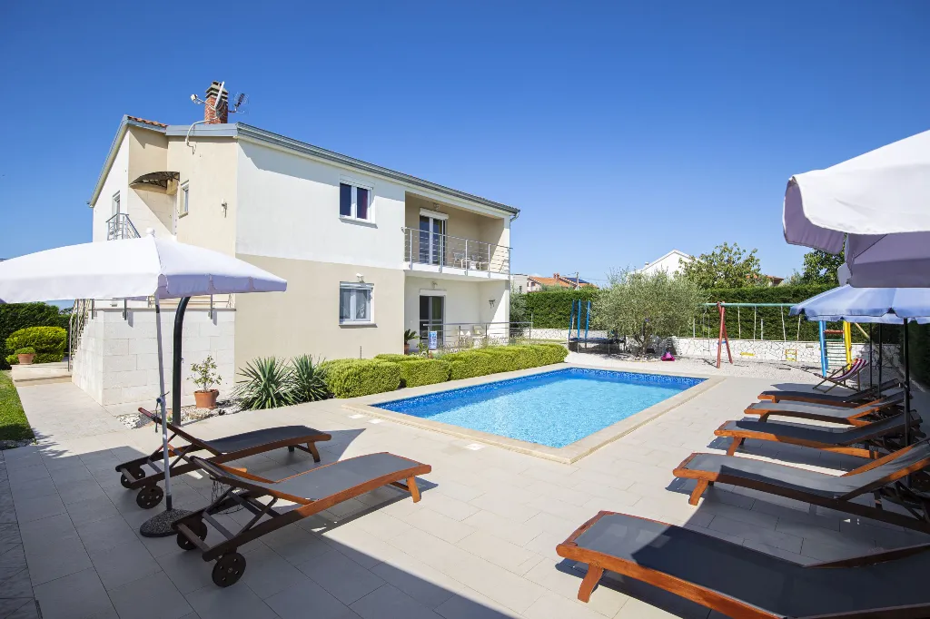 Family Villa in Poreč for Up to 10 Guests