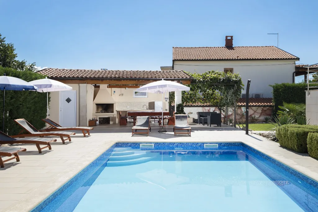 Family Villa in Poreč for Up to 10 Guests