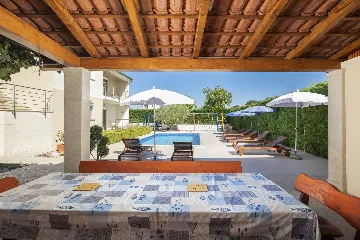 Family Villa in Poreč for Up to 10 Guests