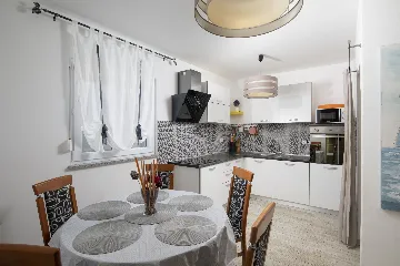 Family Villa in Poreč for Up to 10 Guests