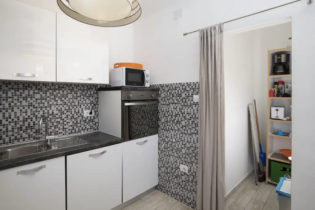Family Villa in Poreč for Up to 10 Guests