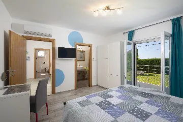 Family Villa in Poreč for Up to 10 Guests
