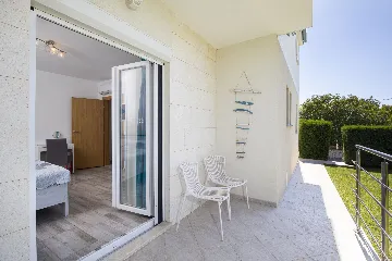 Family Villa in Poreč for Up to 10 Guests