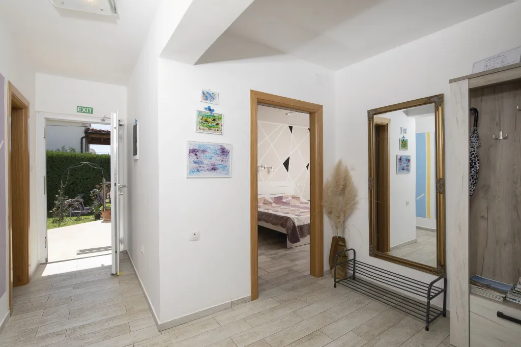 Family Villa in Poreč for Up to 10 Guests