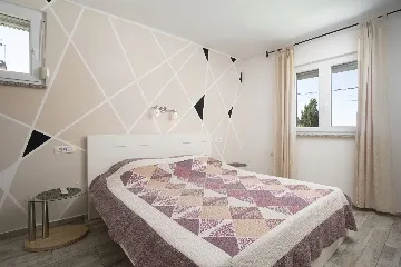 Family Villa in Poreč for Up to 10 Guests