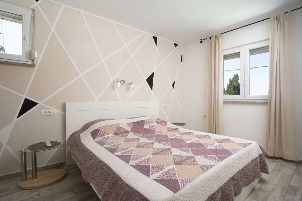 Family Villa in Poreč for Up to 10 Guests