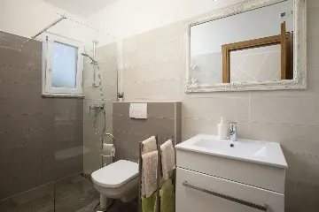 Family Villa in Poreč for Up to 10 Guests