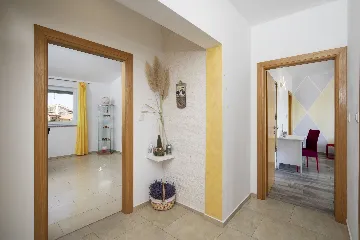 Family Villa in Poreč for Up to 10 Guests