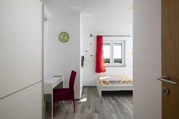 Family Villa in Poreč for Up to 10 Guests