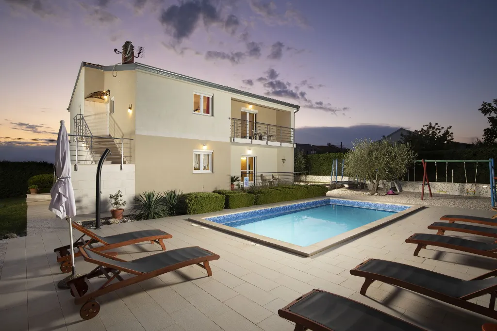 Family Villa in Poreč for Up to 10 Guests