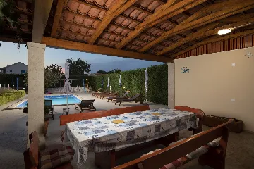 Family Villa in Poreč for Up to 10 Guests