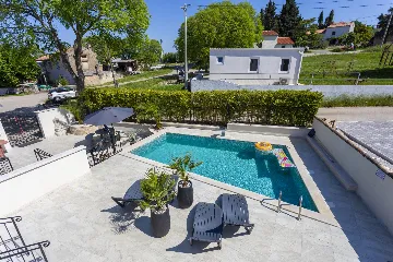 Poreč Mugeba Apartment for Up to 4 Guests with Pool