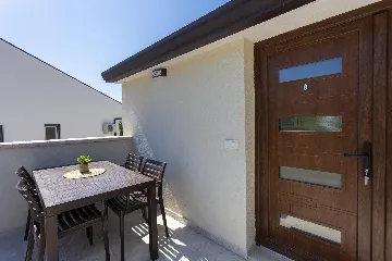 Poreč Mugeba Apartment for Up to 4 Guests with Pool