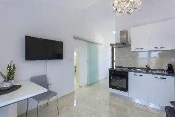 Poreč Mugeba Apartment for Up to 4 Guests with Pool