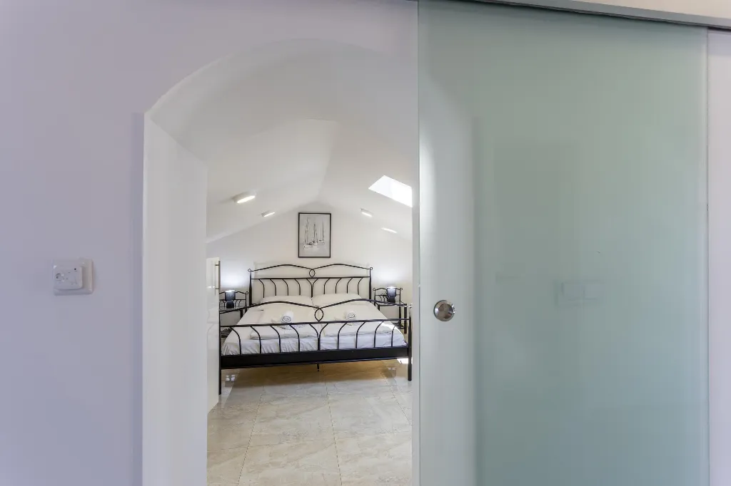 Poreč Mugeba Apartment for Up to 4 Guests with Pool