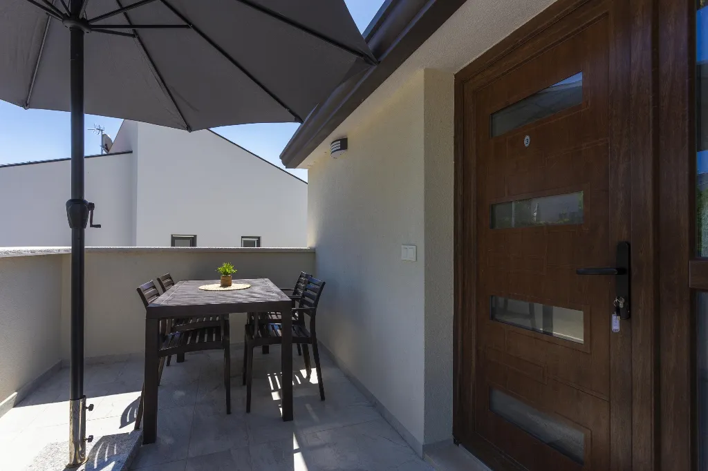 Poreč Mugeba Apartment for Up to 4 Guests with Pool