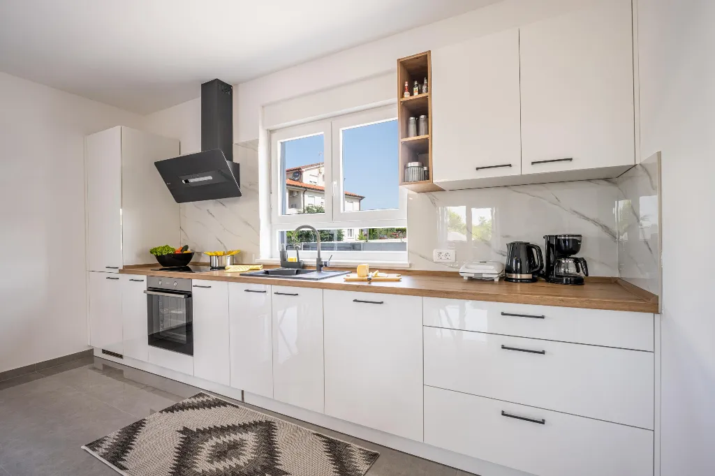 1-Bedroom Apartment for 4 in Pula